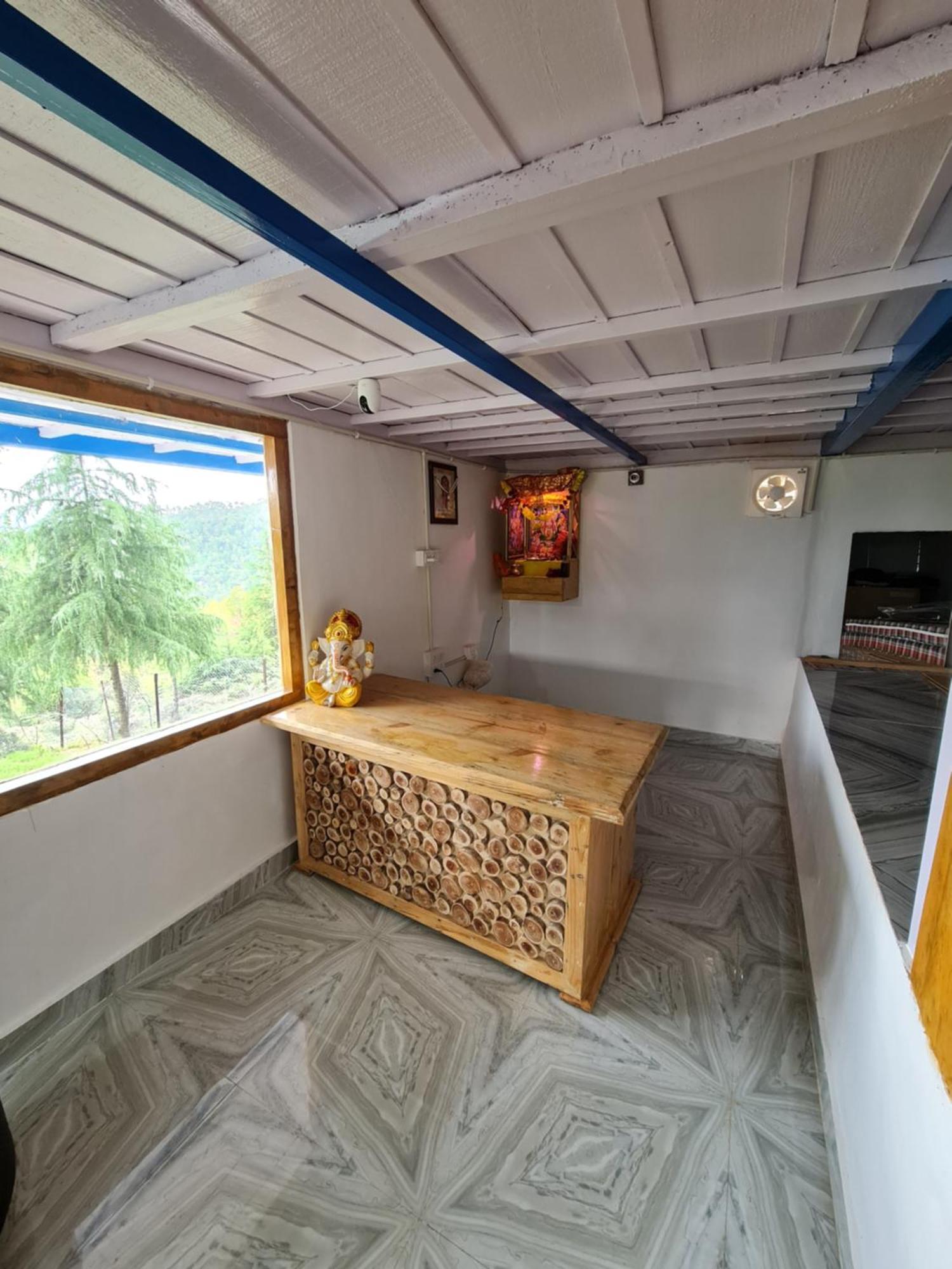 The Roots Homestay Алмора Экстерьер фото