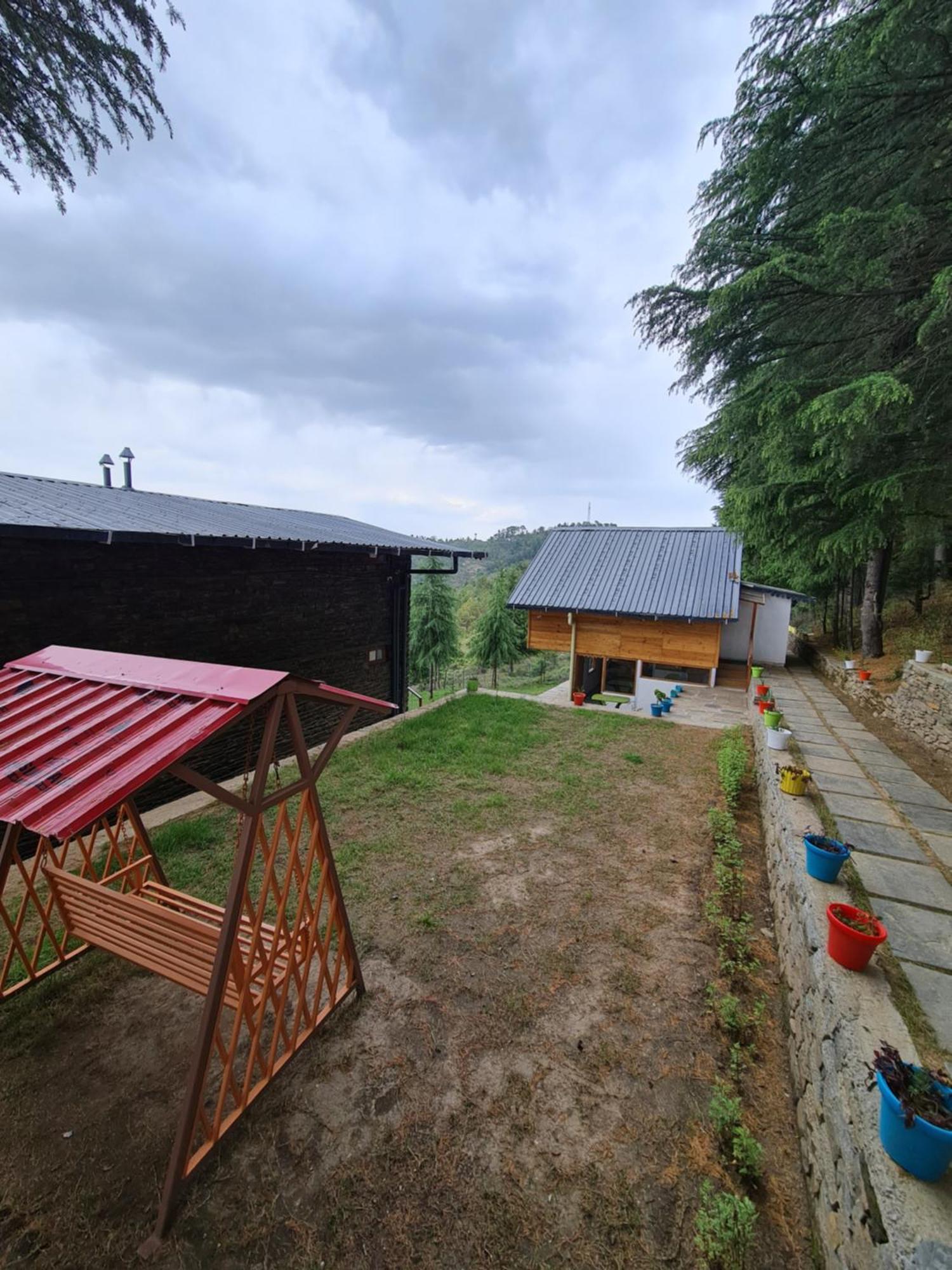 The Roots Homestay Алмора Экстерьер фото